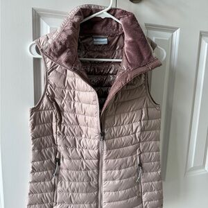 Columbia Women's Light Pink Quilted Vest